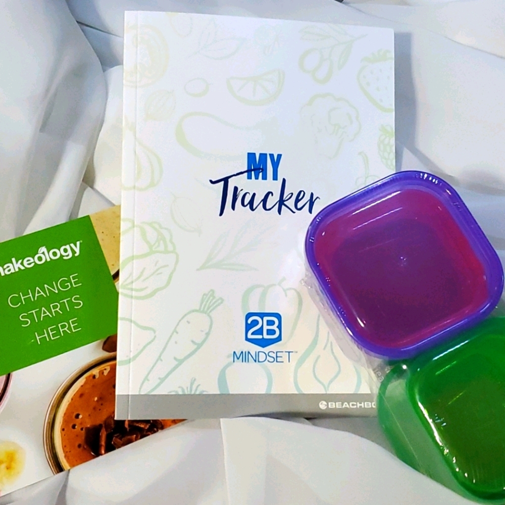 Beach Body 2B Mindset My Tracker & Containers / Diet Portion Control Containers